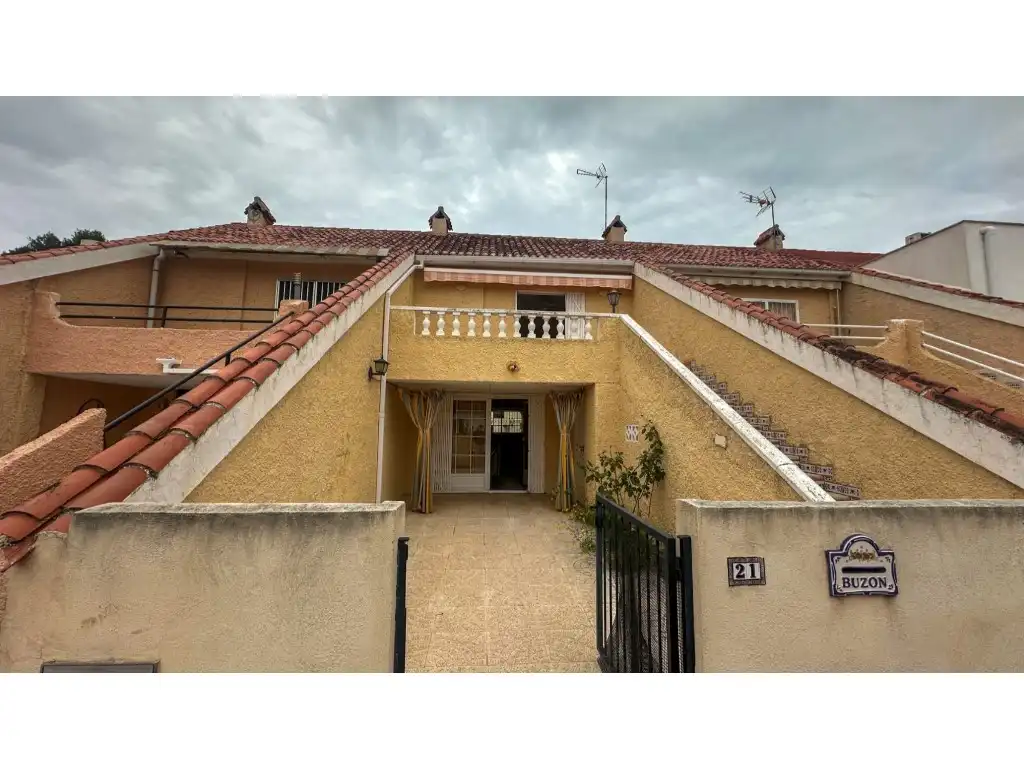 Reihenhaus zum Verkauf in Calle Lagunas de Ruidera
