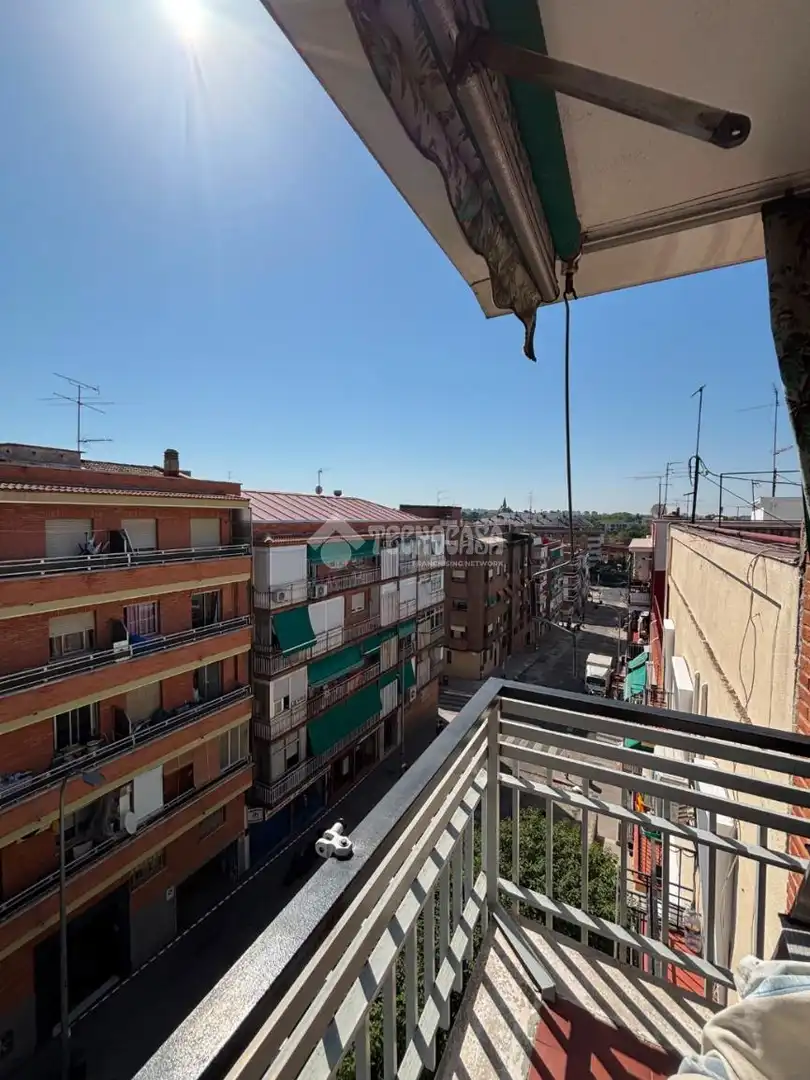 Exterior view of Flat for sale in Madrid  with Heating and Terrace
