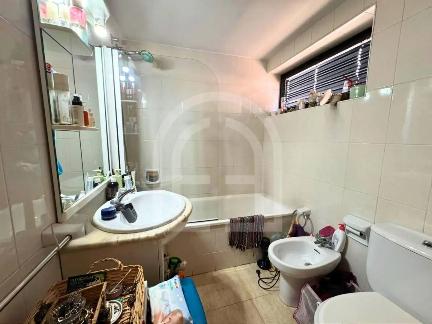 Bathroom of Flat for sale in Mollet del Vallès  with Air Conditioner, Heating and Storage room