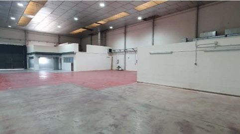 Foto 4 von Fabrikhallen zur Miete in Centro Ciudad, Paterna