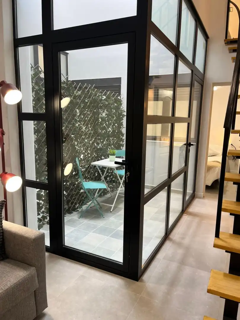 Terrassa de Apartament de lloguer en Valencia amb Aire condicionat, Moblat i Forn