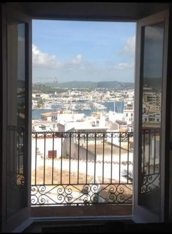 Maisonette zur Miete in Eivissa mit Heizung, Terrasse und Möbliert