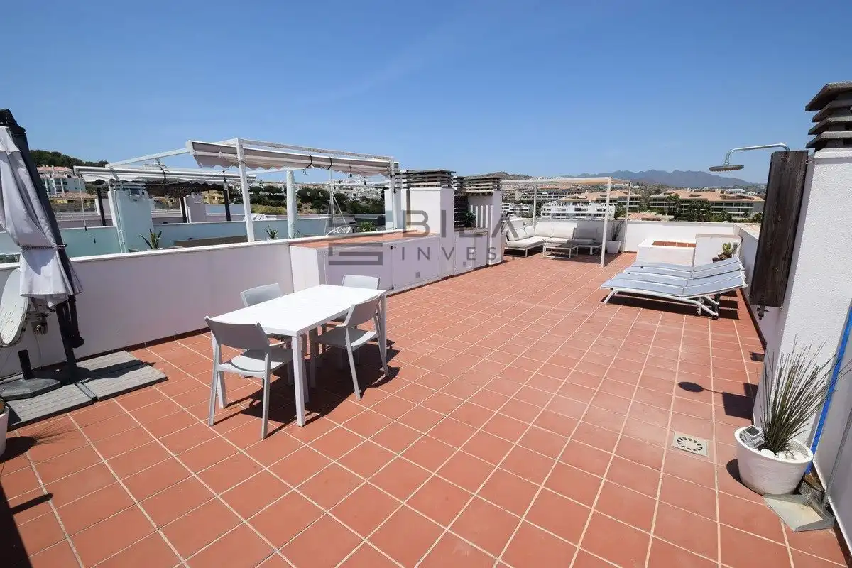 Àtic amb piscina en venda a Geranio, imagen 2