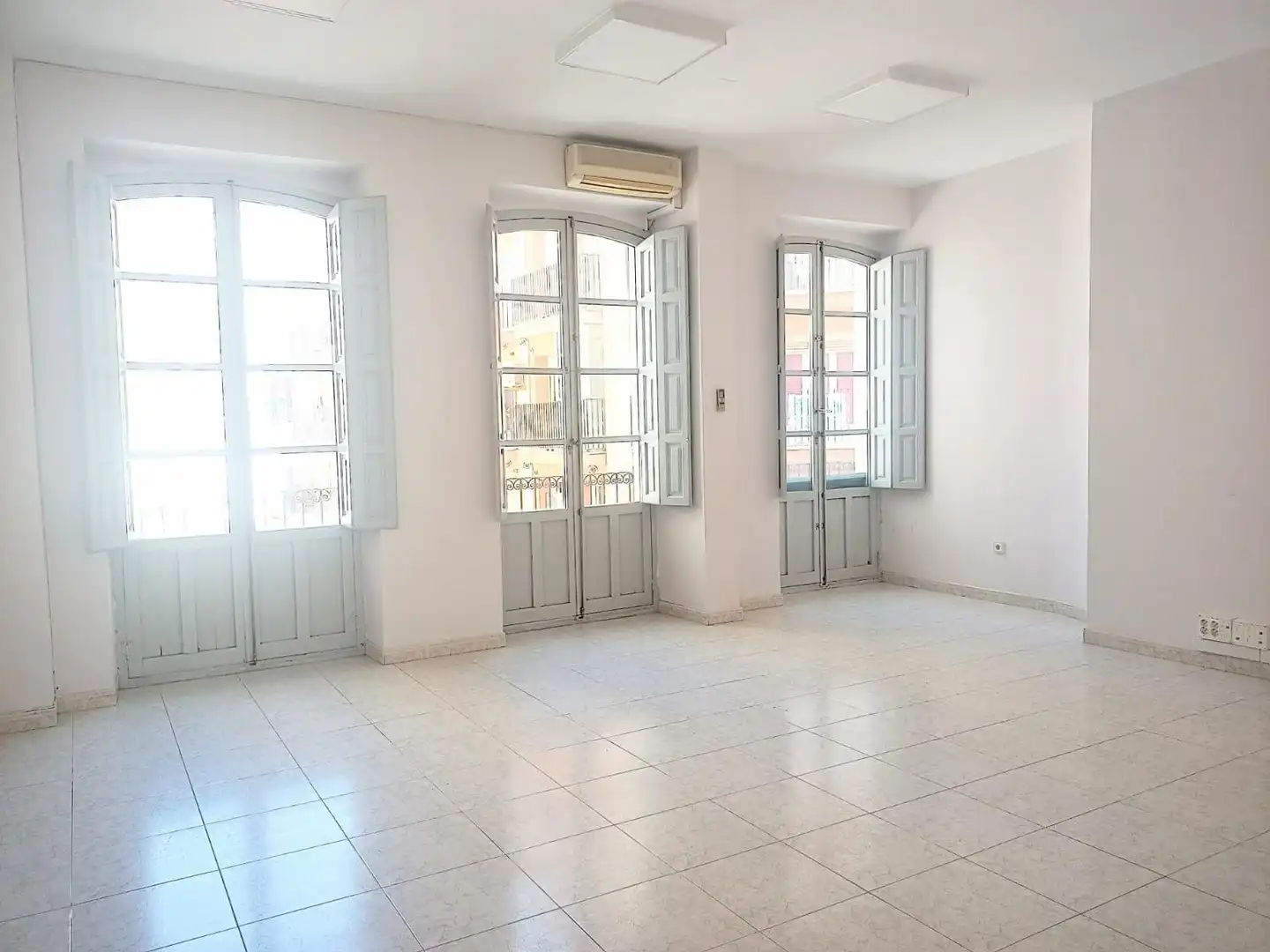 Sala d'estar de Oficina de lloguer en Centro