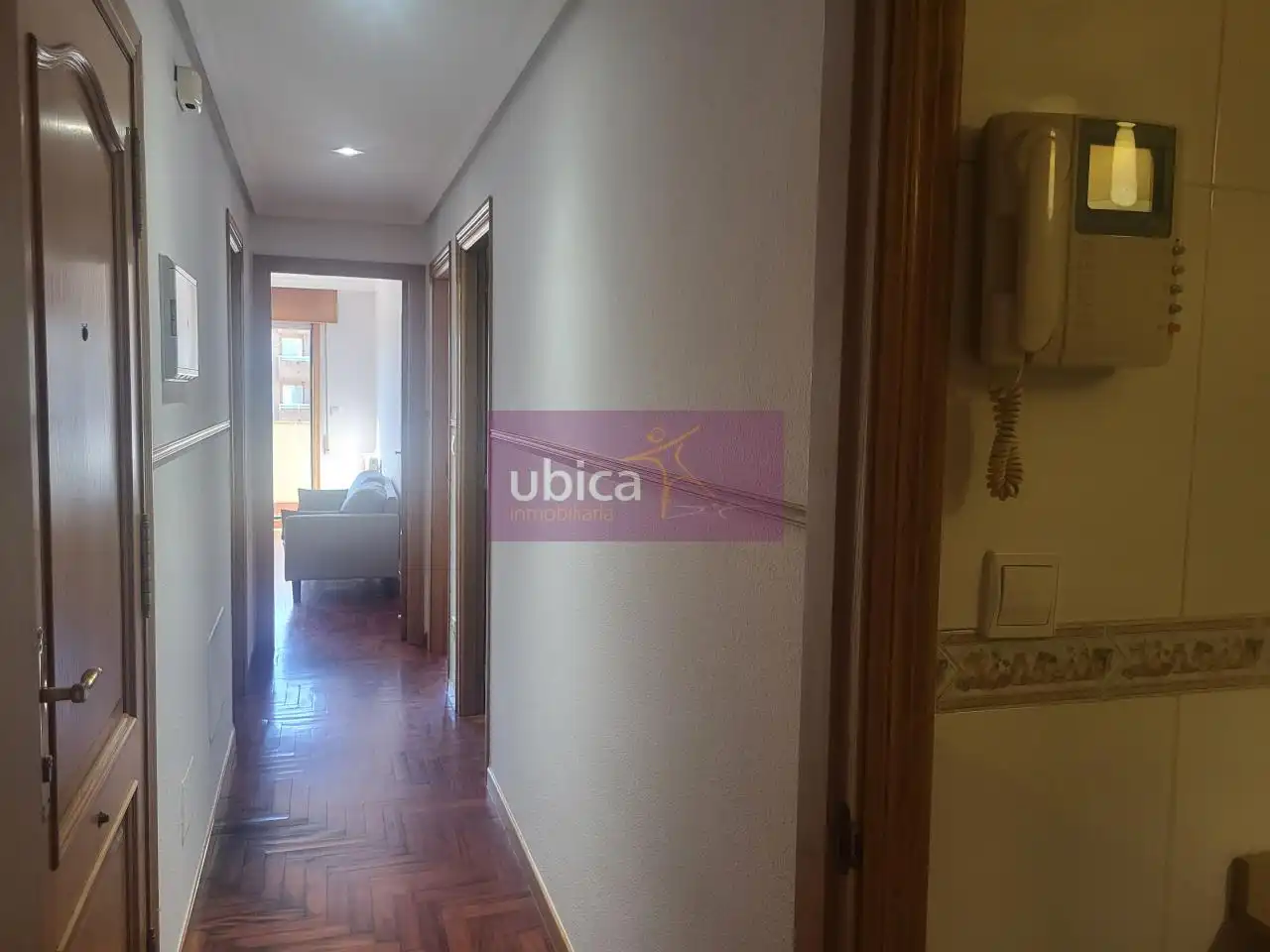 Pis en venda en Ponteareas amb Calefacció, Parquet i Terrassa