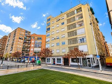 Piso con ascensor en venta en Zaidín