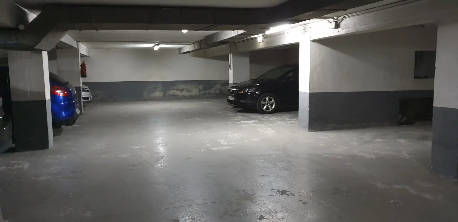 Parkplatz mit Aufzug zum Verkauf in Alluitz Kalea