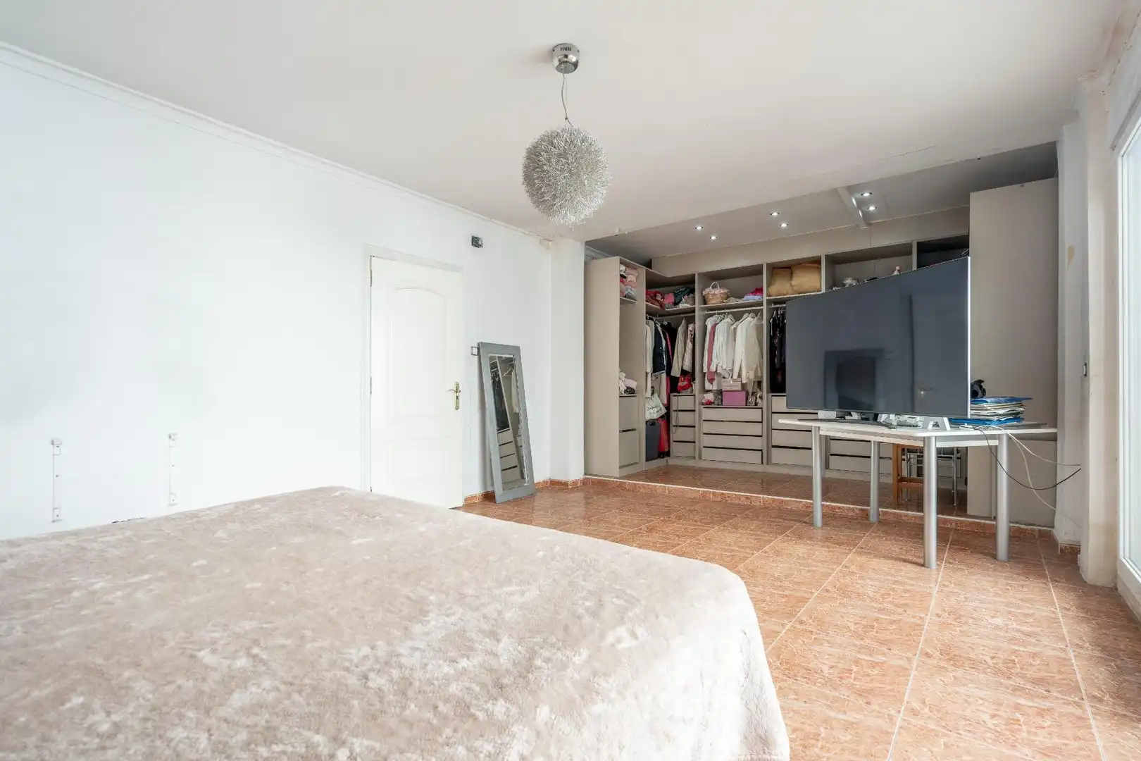 Bedroom of Houses for sale in Valencia  with Private garden, Terrace and Swimming Pool