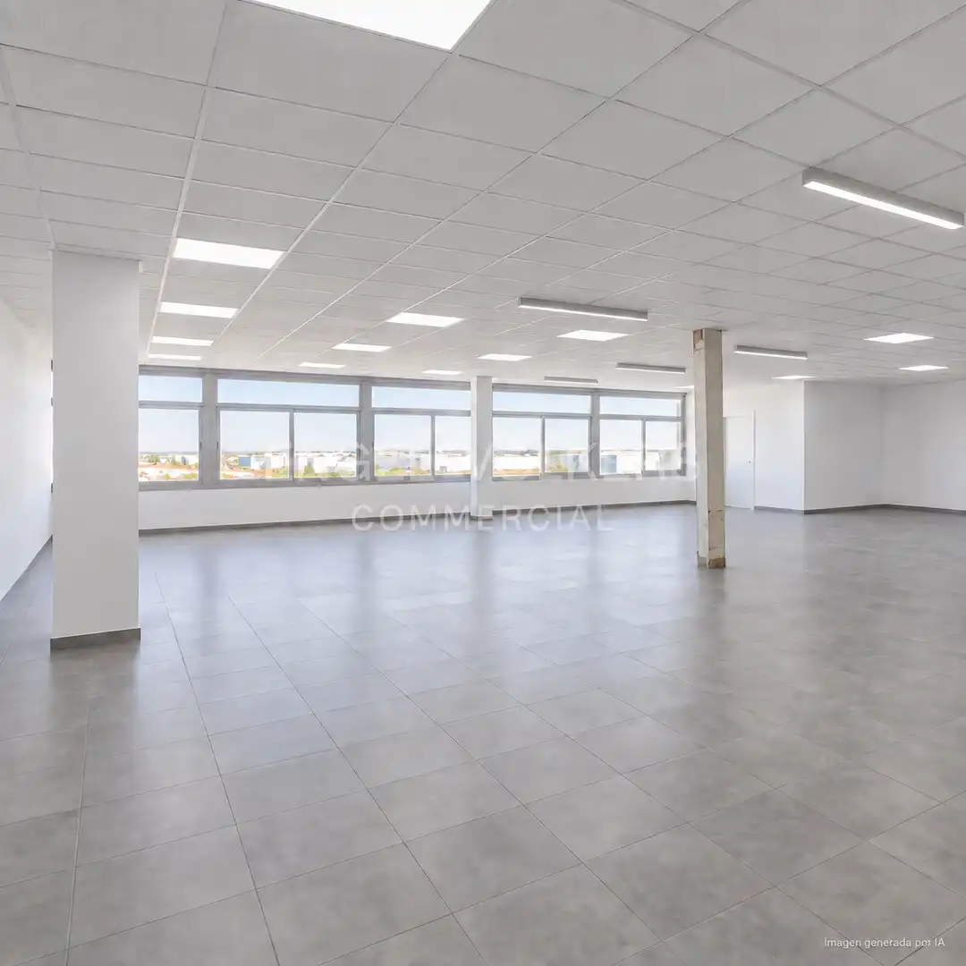 Oficina de alquiler en Centre - Sant Josep - Sanfeliu