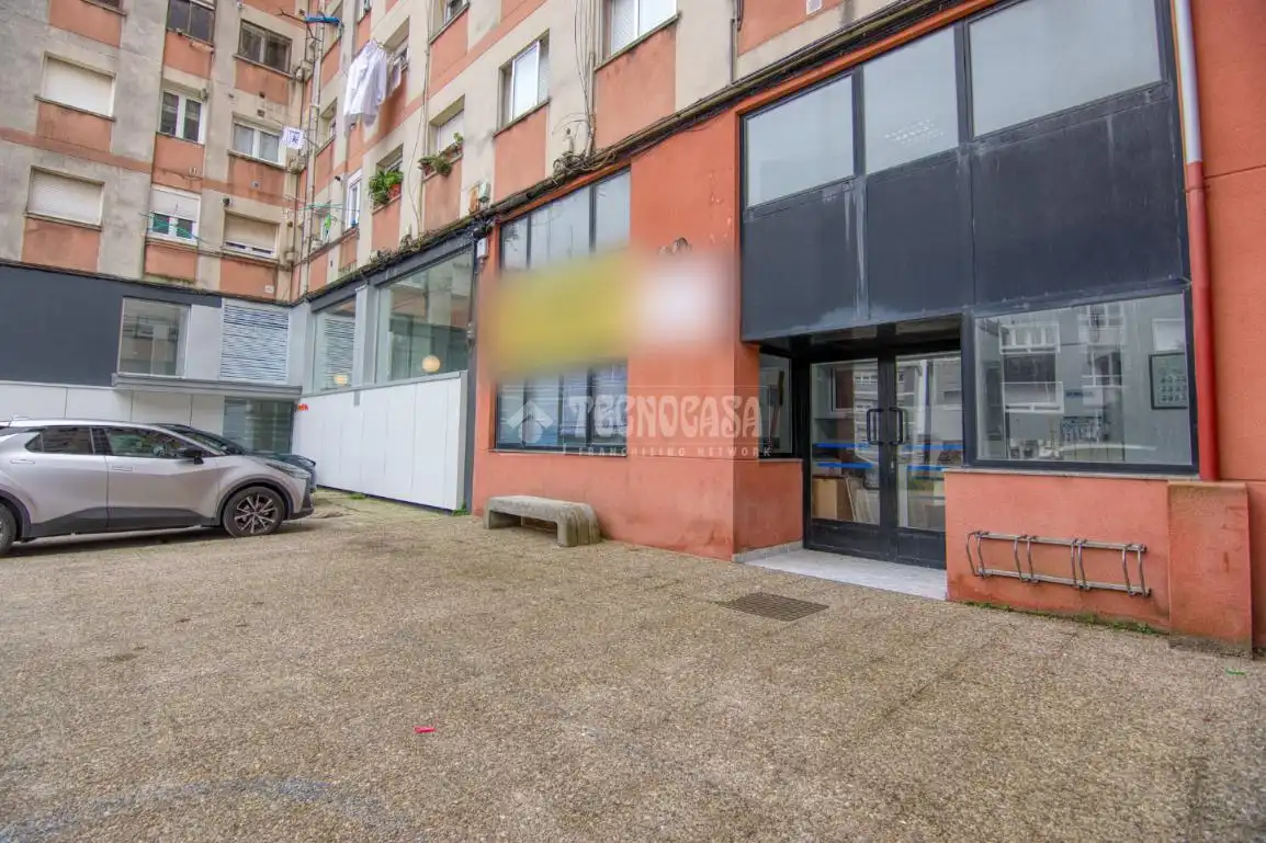 Local comercial en venta en Los Castros, imagen 3