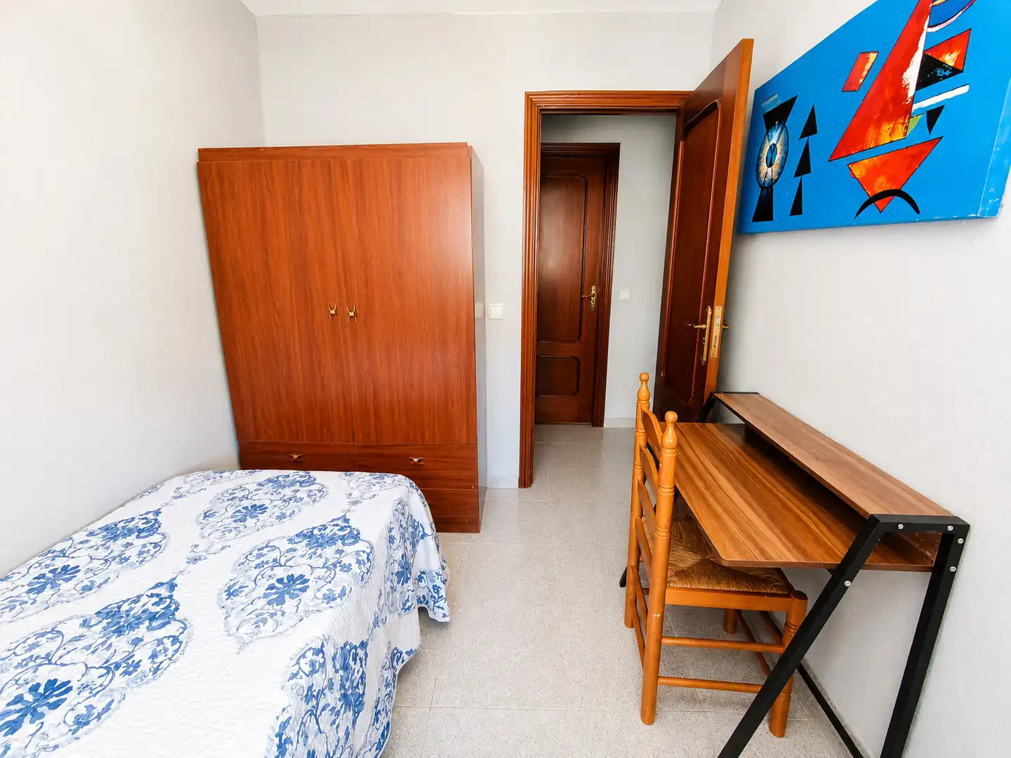 Habitación de Piso para compartir en La Avanzada - La Cueva