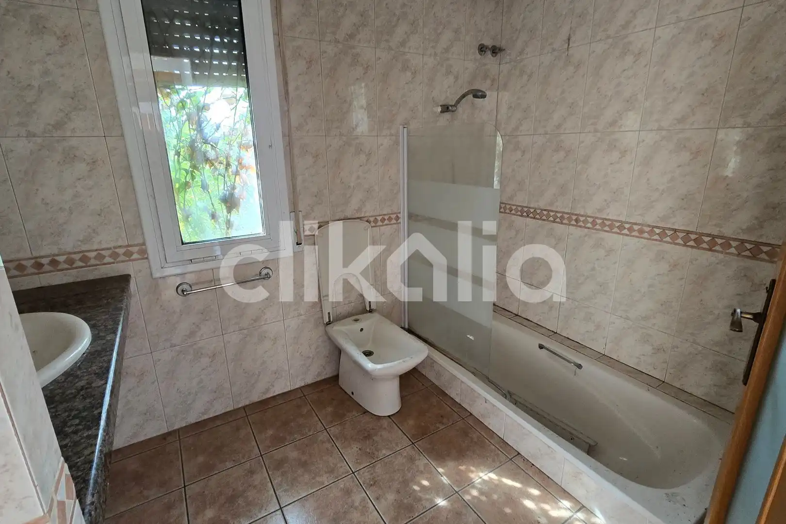 Bany de Casa o xalet en venda en Tordera amb Calefacció, Terrassa i Piscina