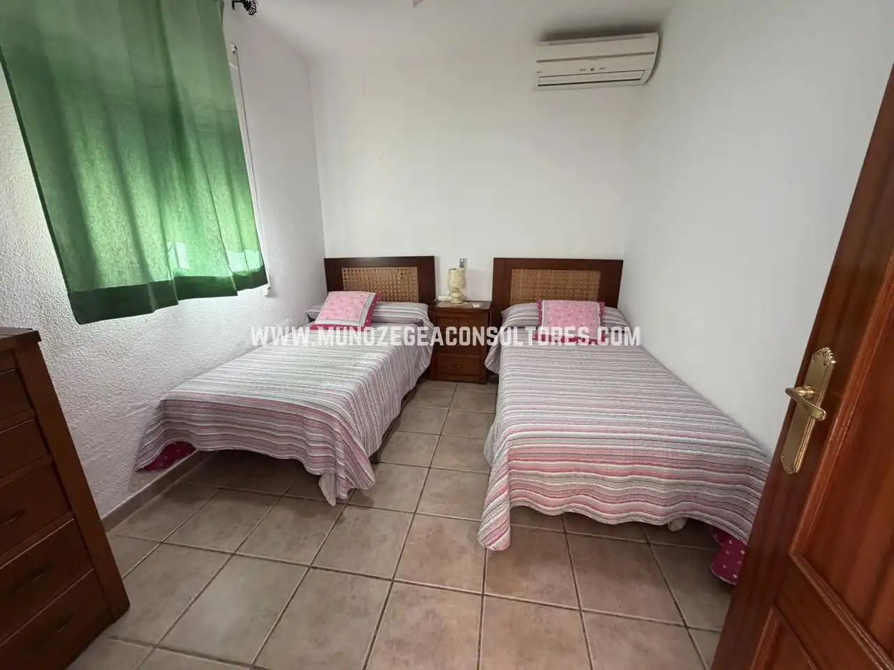 Bedroom of Houses for sale in Lucena  with Air Conditioner, Private garden and Terrace