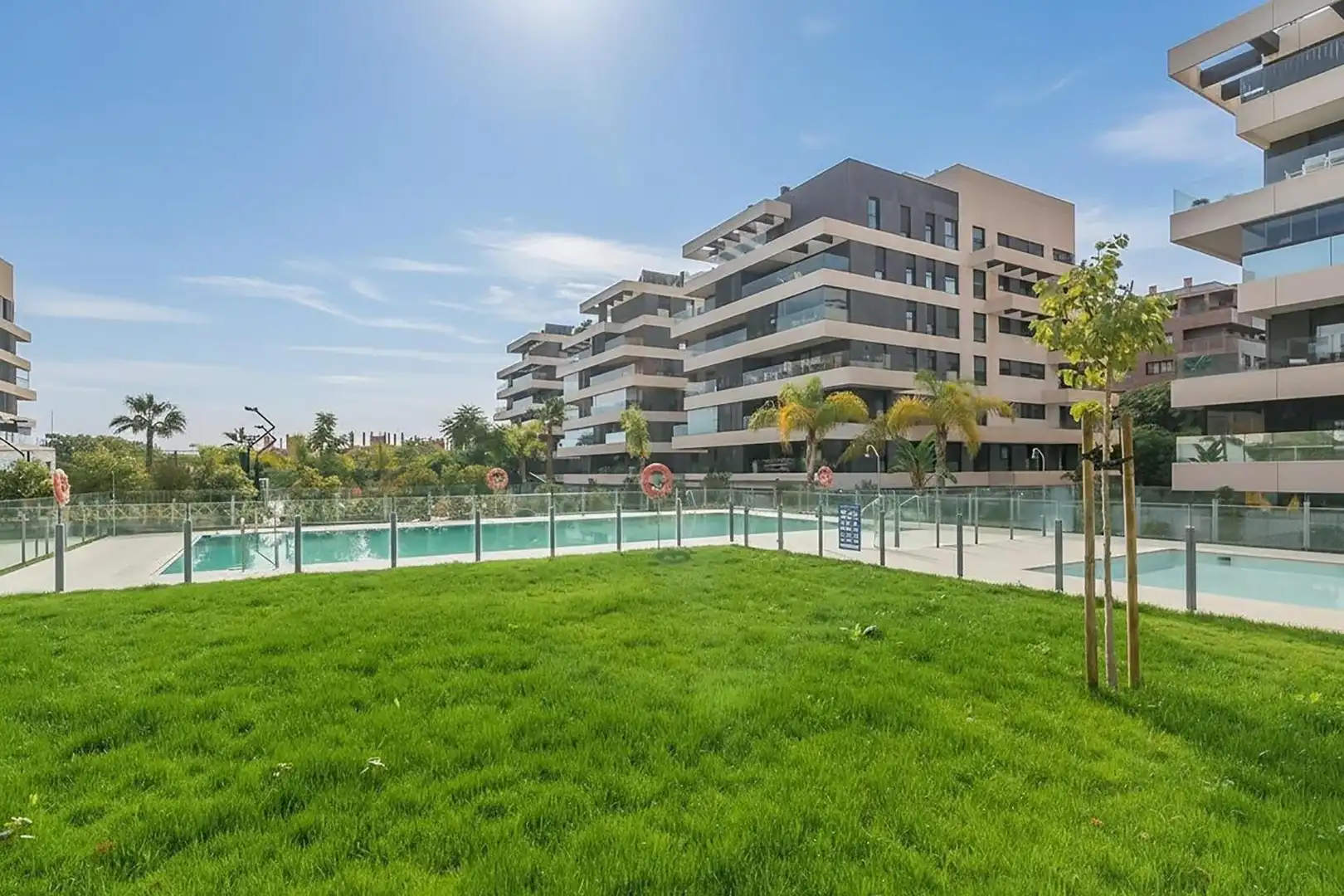 Piscina de Pis en venda en Málaga amb Aire condicionat, Terrassa i Traster