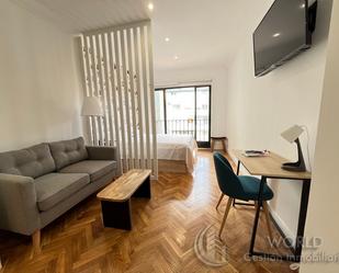 Bedroom of Flat to rent in  Madrid Capital  with Air Conditioner, Heating and Furnished