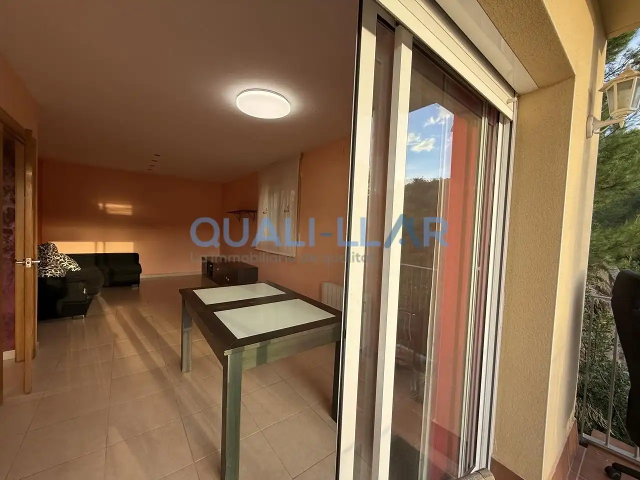 Terrassa de Casa o xalet en venda en Cervelló amb Calefacció, Jardí privat i Parquet
