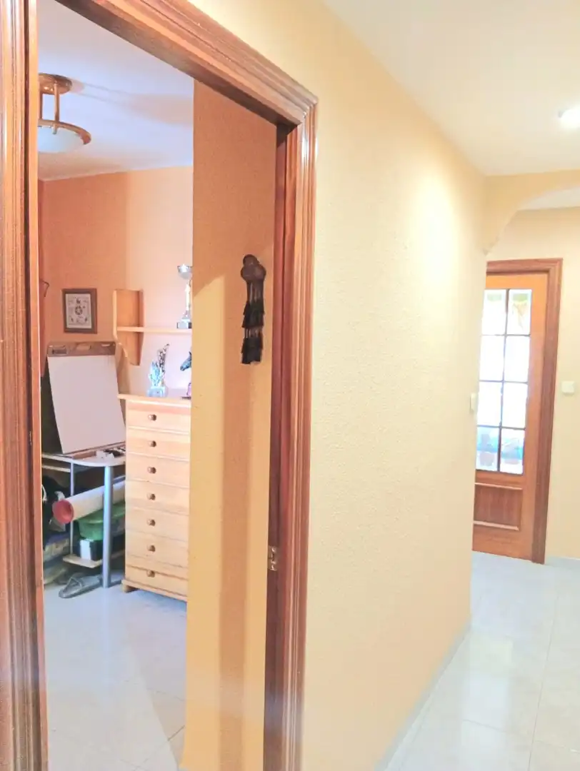 Schlafzimmer von Wohnung zum Verkauf in Valencia mit Klimaanlage, Möbliert und Ofen