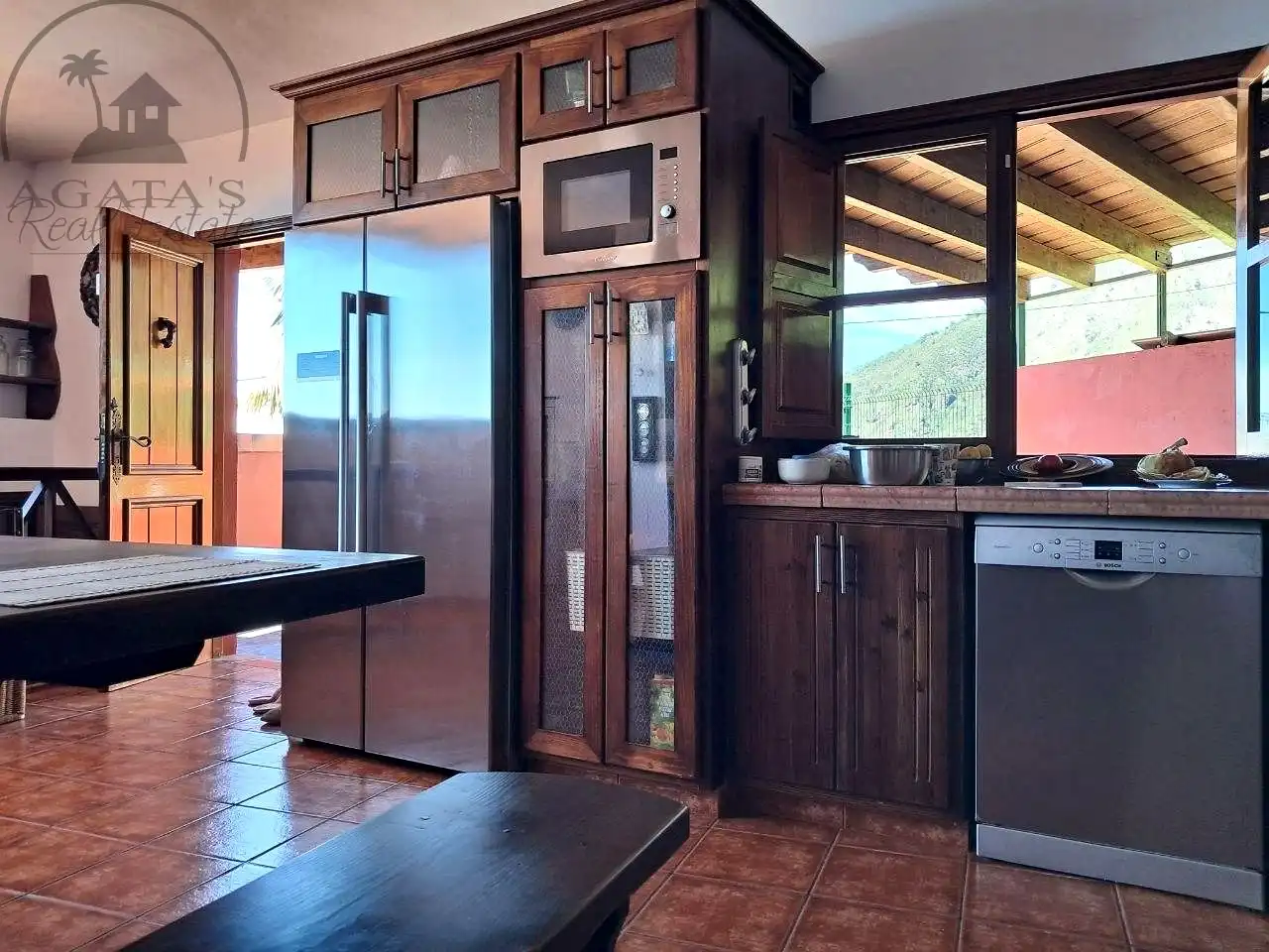 Country homes for sale in Centro