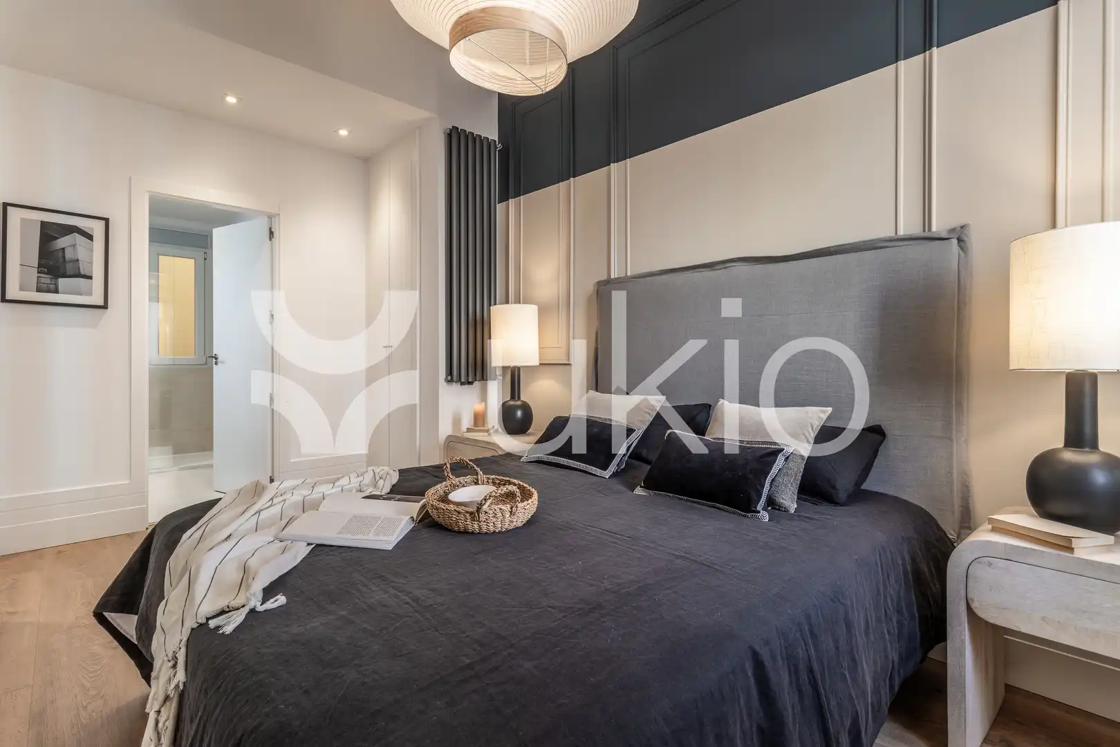 Bedroom of Flat for rent in Madrid  with Air Conditioner, Heating and Furnished