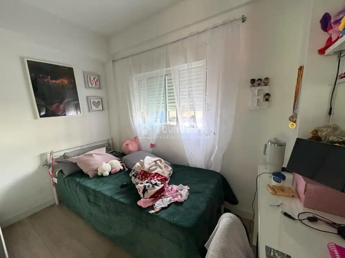 Habitación de Piso en venta en Madrid con Terraza