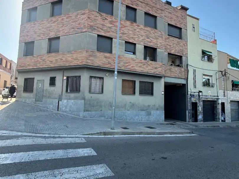 Maisonette mit Aufzug zum Verkauf in Carrer ďAstúries 48, imagen 3