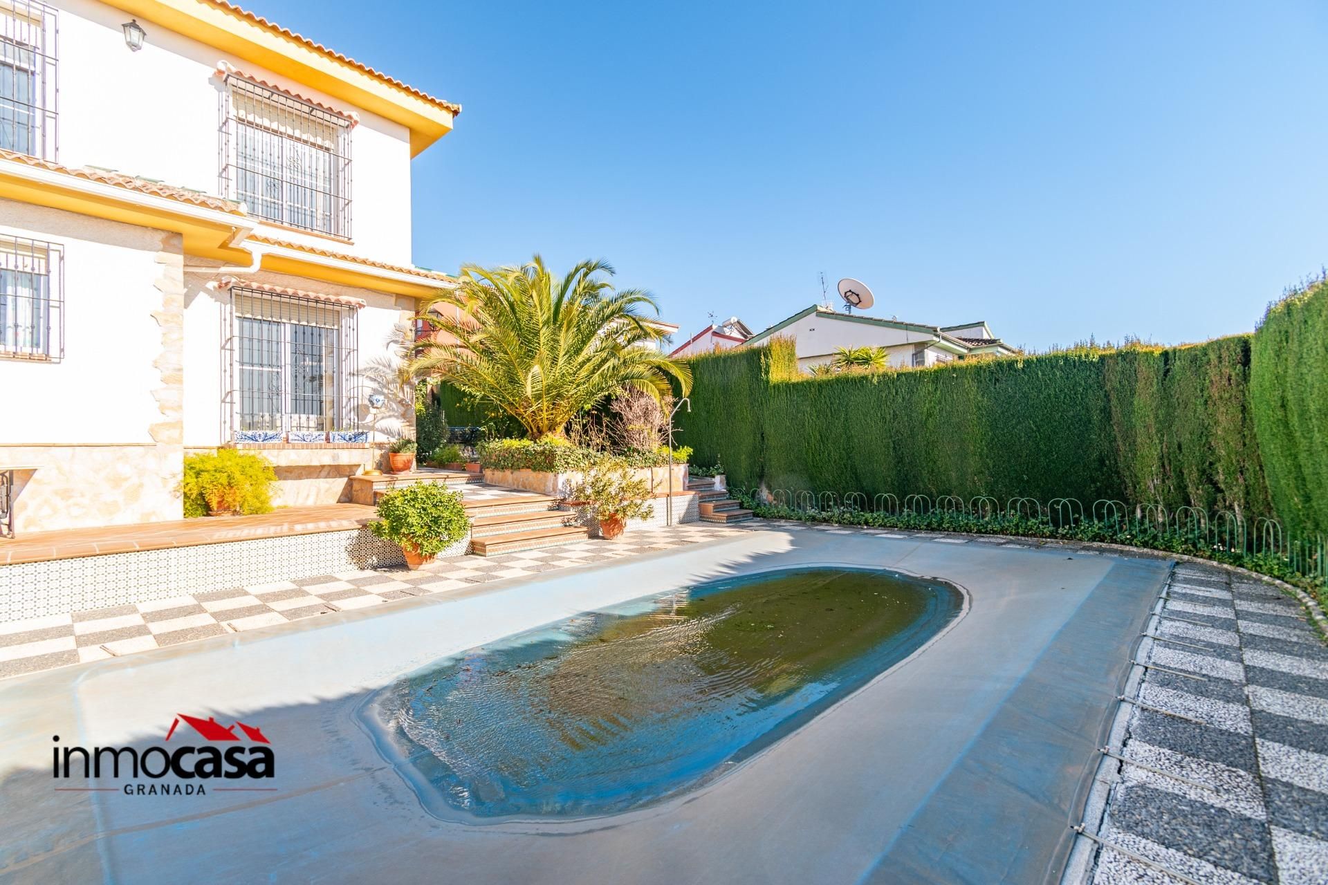 Jardí de Casa o xalet en venda en Peligros amb Calefacció, Jardí privat i Terrassa