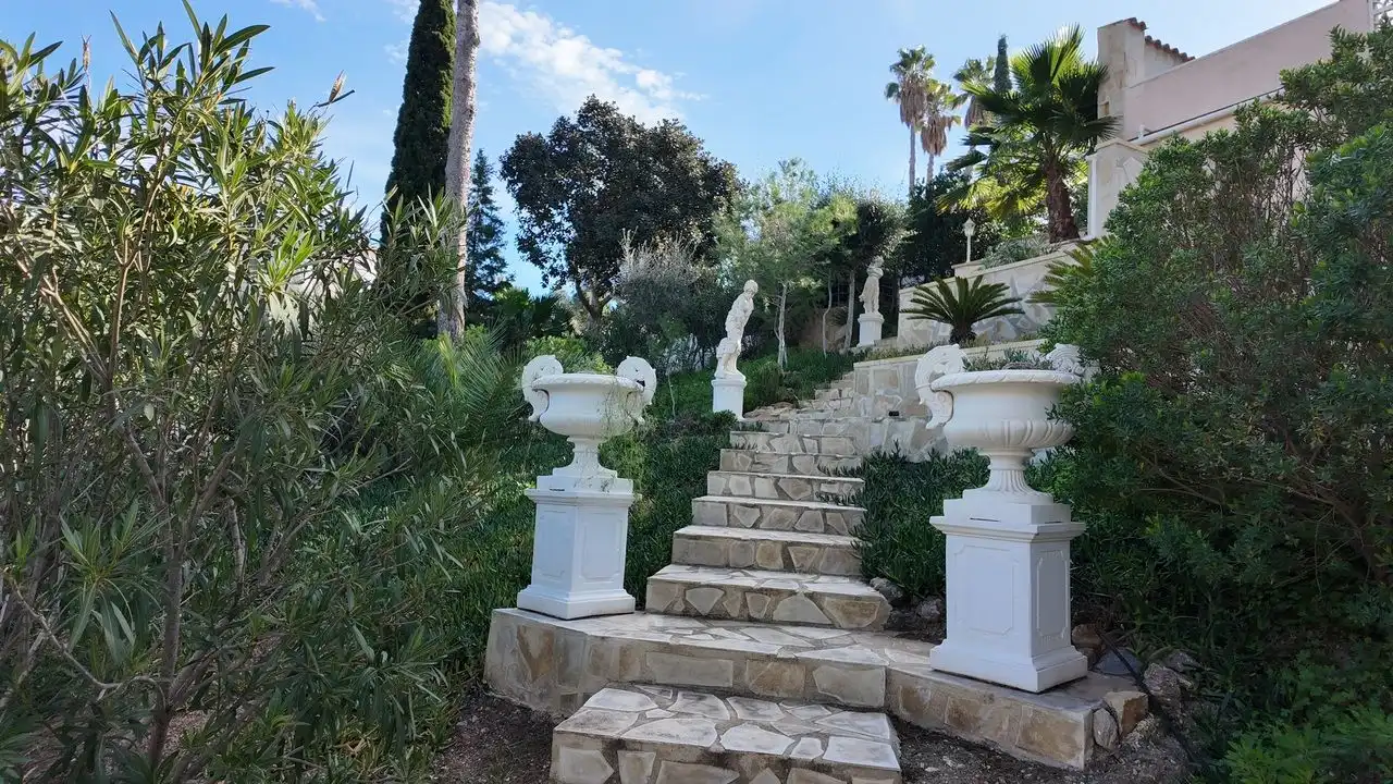 Jardín de Casa o chalet en venta en L'Alfàs del Pi con Aire acondicionado, Calefacción y Jardín privado