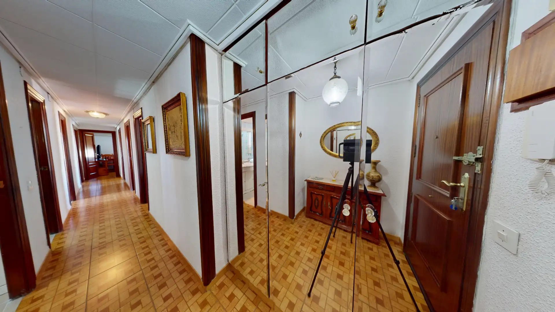 Piso en venta en Alicante / Alacant con Aire acondicionado, Terraza y Amueblado