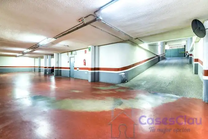 Einzelparkplatz zum Verkauf in Este, imagen 8