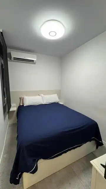 Flat with terrace for sale in Gràcia, imagen 3