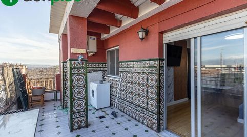 Foto 2 de Piso en venta en Avenida de Aragón, 1, Atarfe, Granada