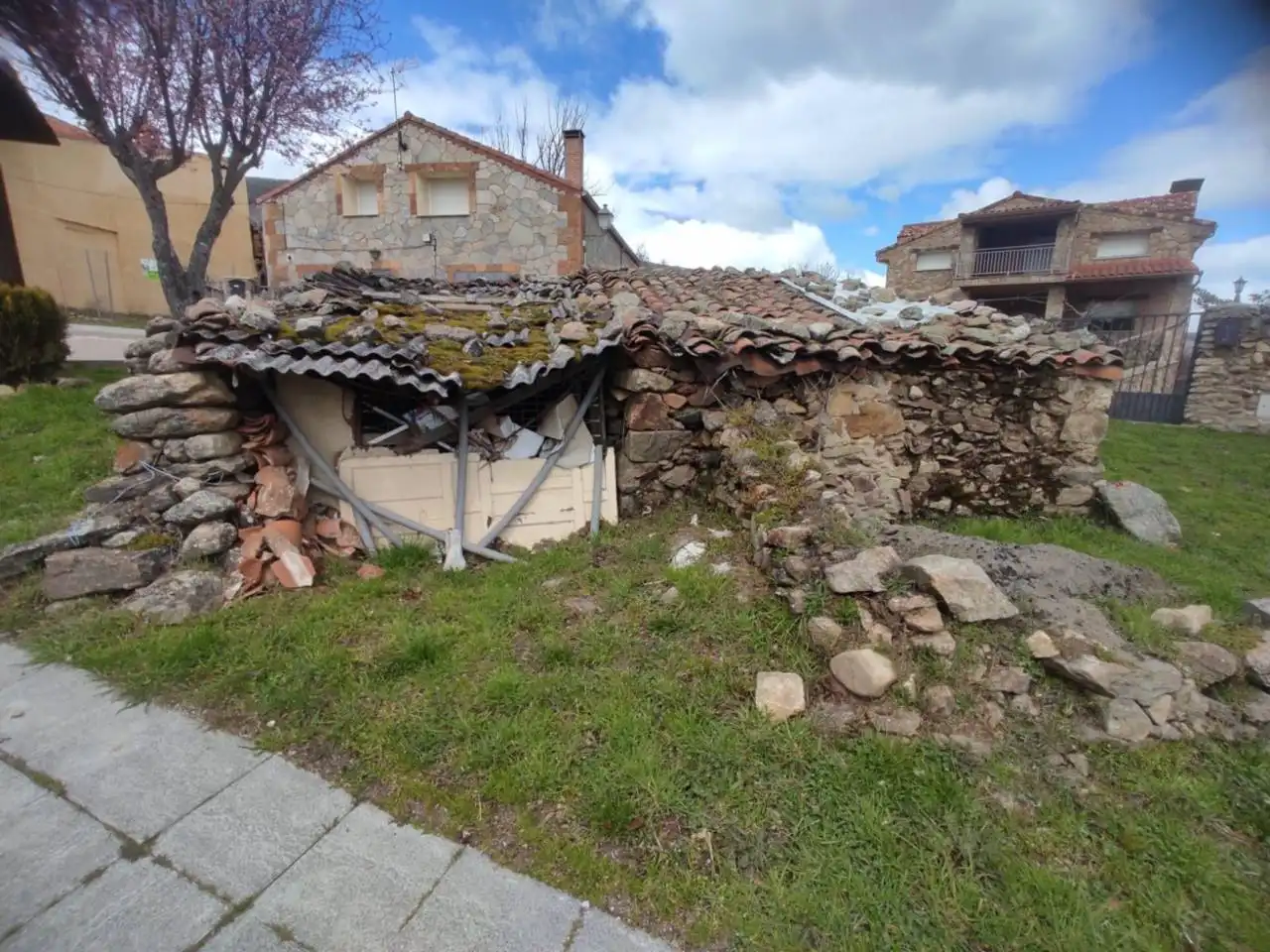 Residencial en venta en Navarredonda y San Mamés