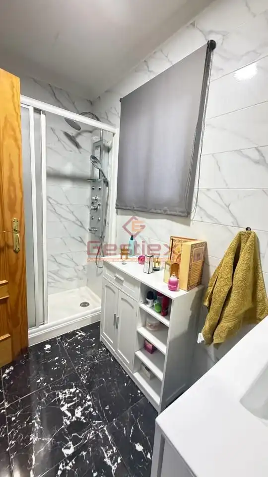Baño de Planta baja en venta en Almendralejo con Aire acondicionado