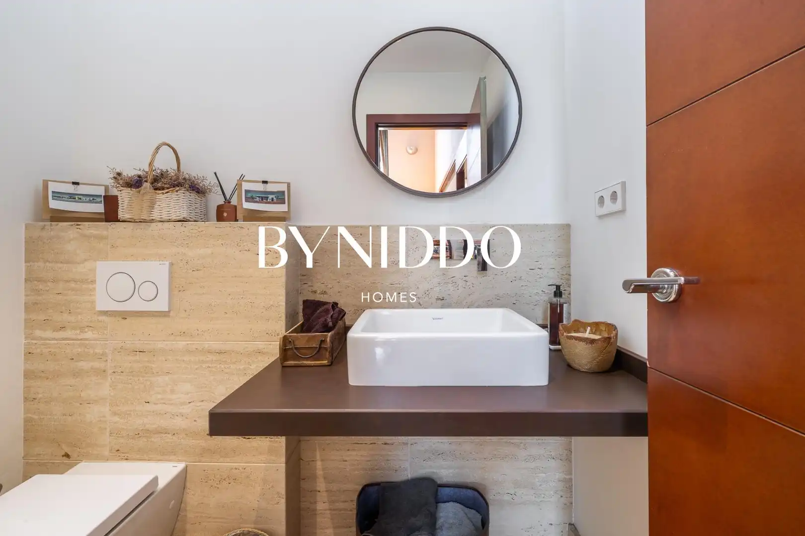 Bany de Casa o xalet en venda en Sant Cugat del Vallès amb Calefacció, Jardí privat i Parquet