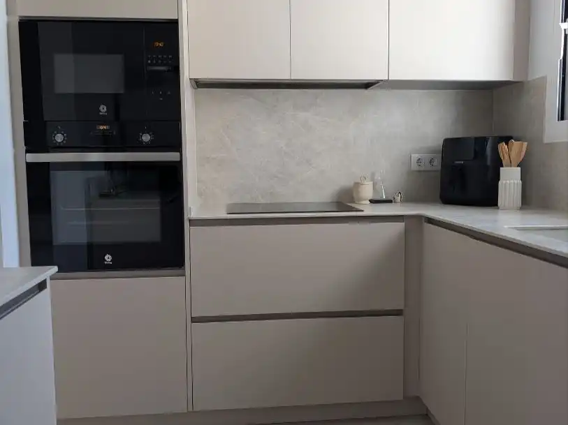 Casa amb jardí en venda a Carrer Ronda de Garbi 26, imagen 11