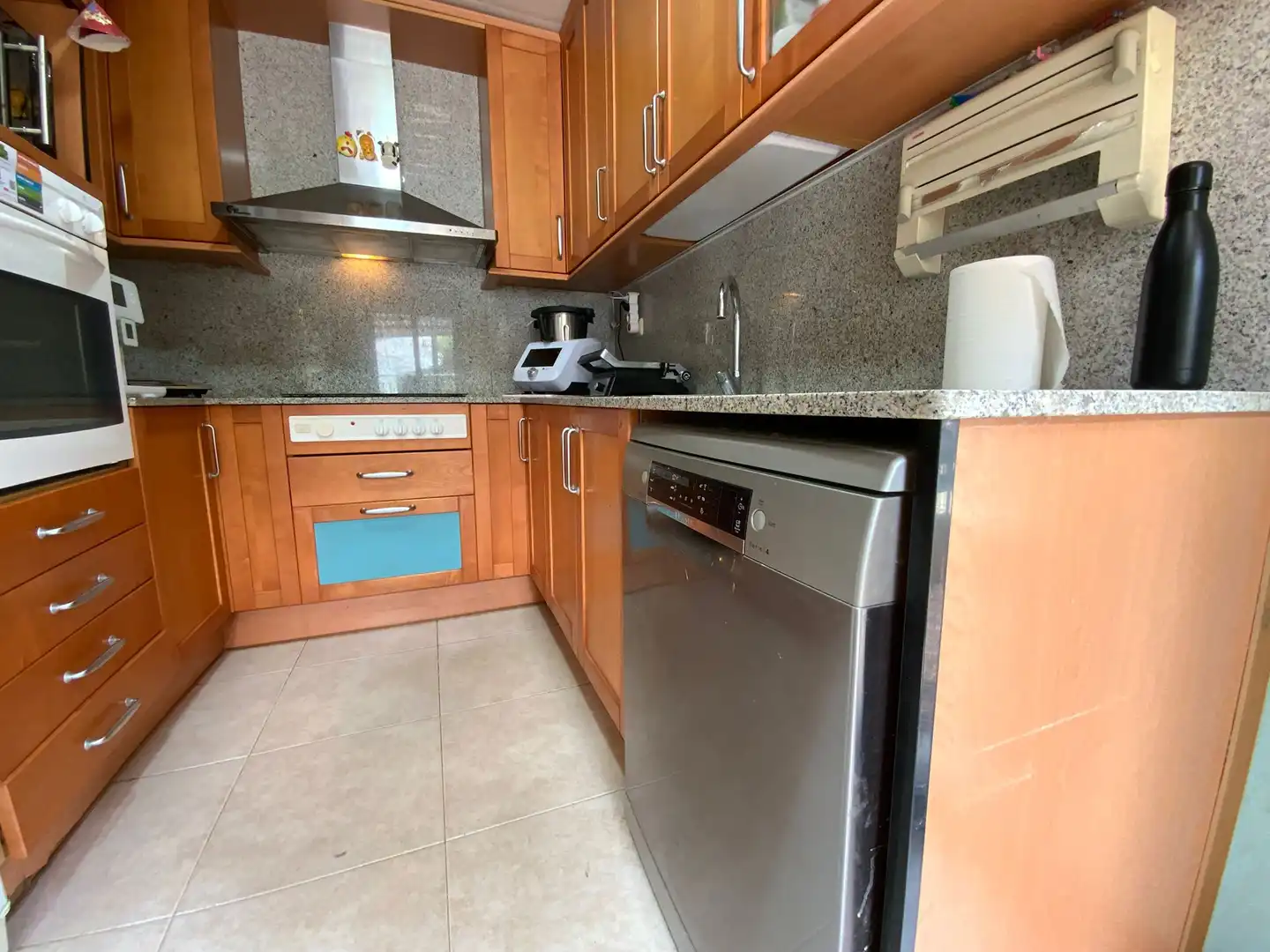 Cocina de Casa adosada en venta en Terrassa con Calefacción, Jardín privado y Terraza