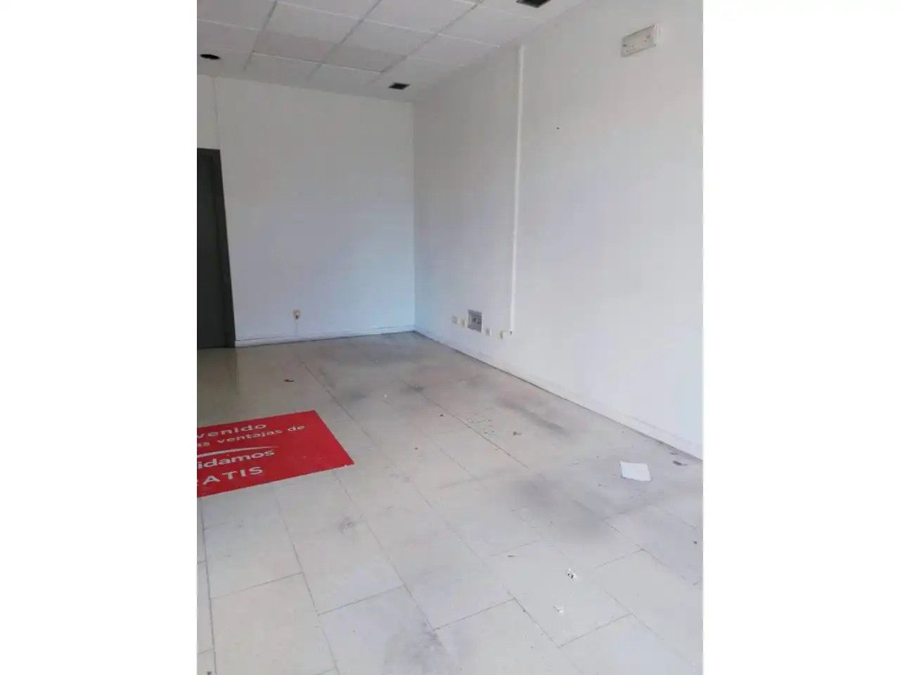 Local comercial en venta en Glorieta Luis Braille, imagen 2