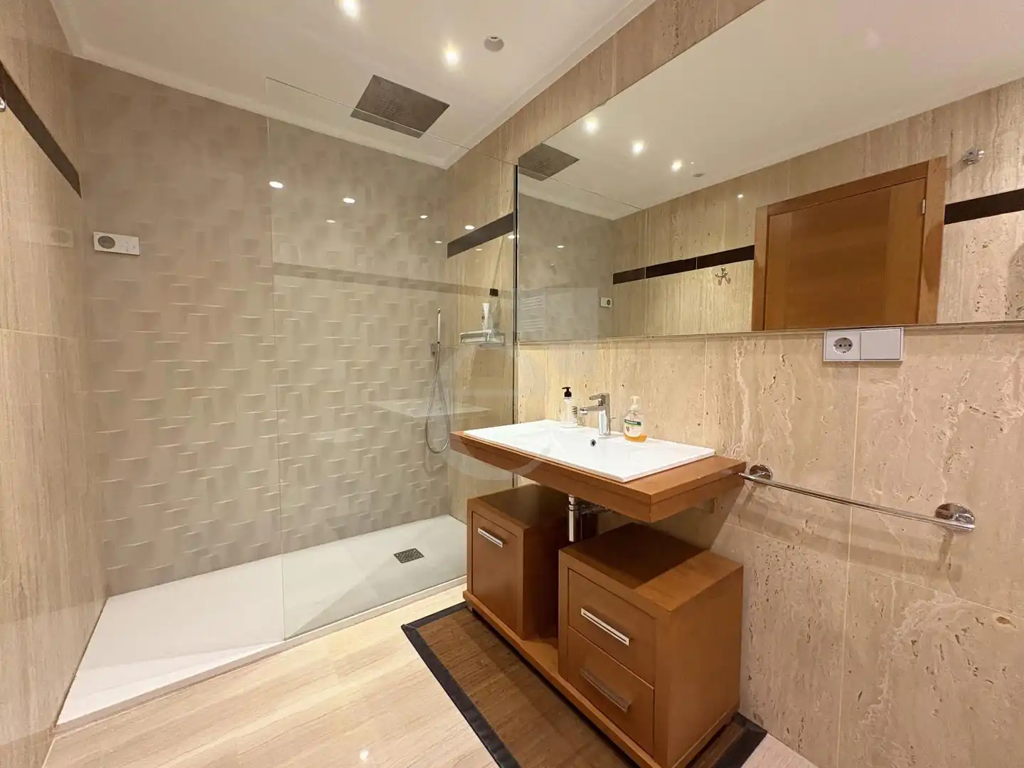 Flat with pool to rent in Benicalap, imagen 19