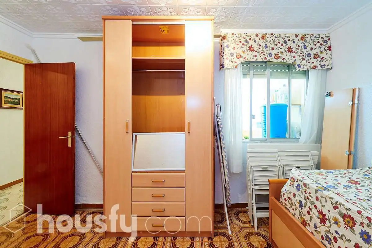 Habitación de Piso en venta en San Pedro del Pinatar con Aire acondicionado, Terraza y Amueblado