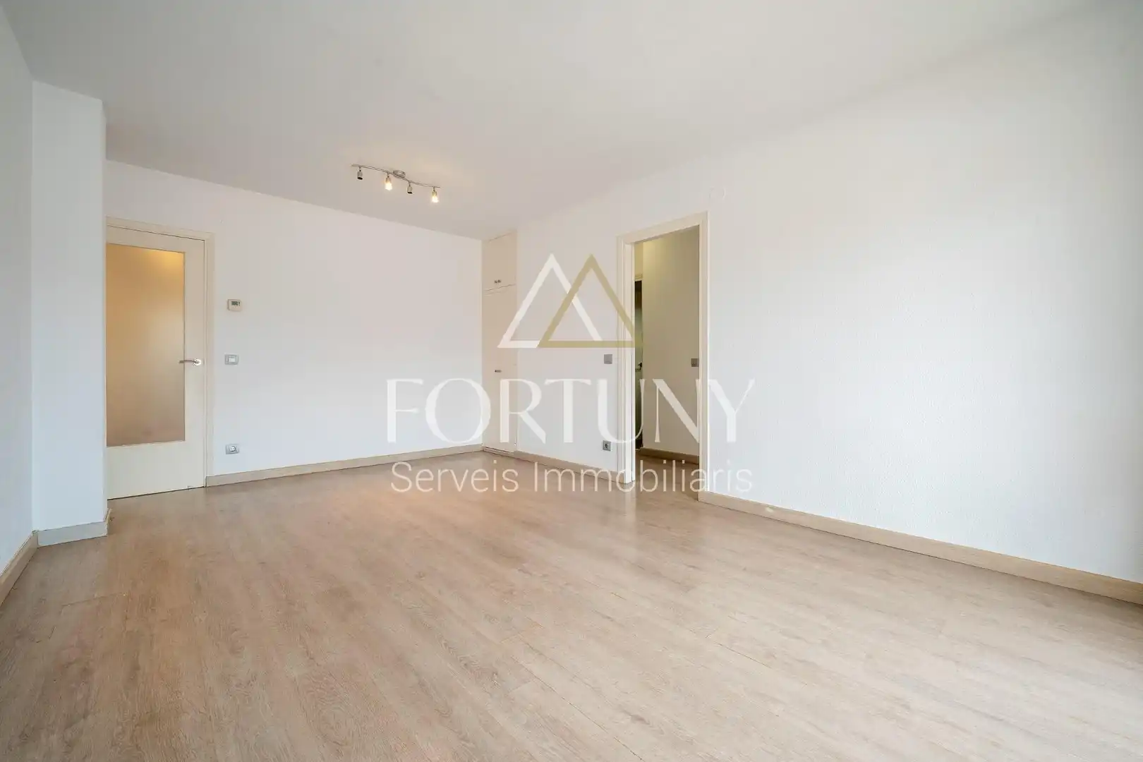 Habitación de Piso en venta en Reus con Balcón