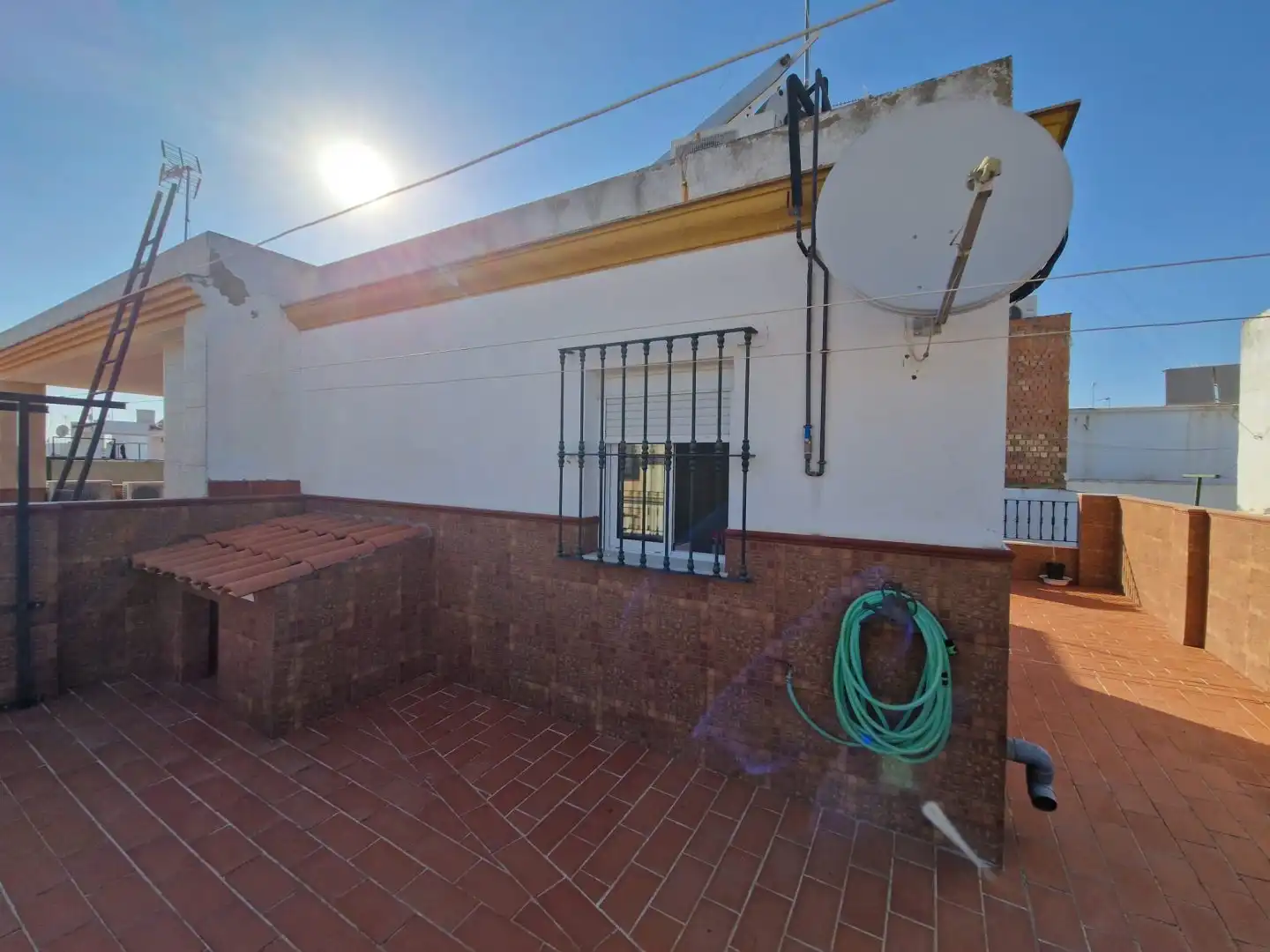 Terrassa de Casa o xalet en venda en Lora del Río amb Aire condicionat, Calefacció i Terrassa