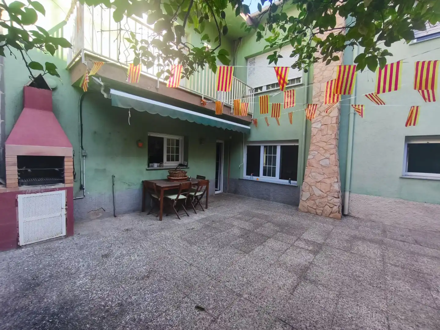 Außenansicht von Haus oder Chalet zum Verkauf in Blanes mit Heizung, Privatgarten und Terrasse