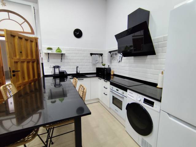 Apartamento en Alquiler en Calle Cervantes, 10 en Centro - Calzada - Cabo Noval