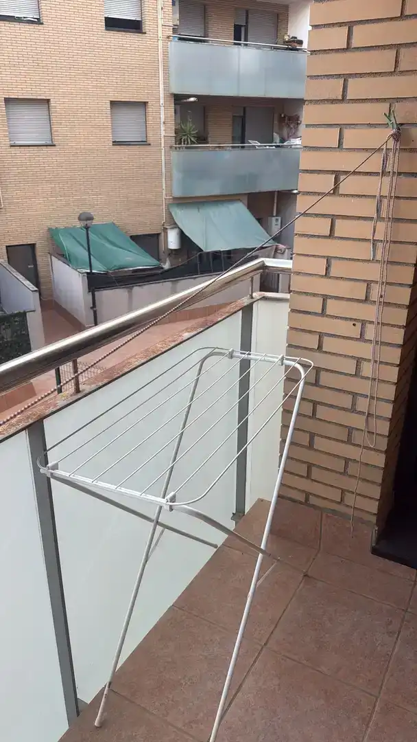 Terrassa de Pis en venda en Alcarràs amb Aire condicionat, Piscina i Balcó