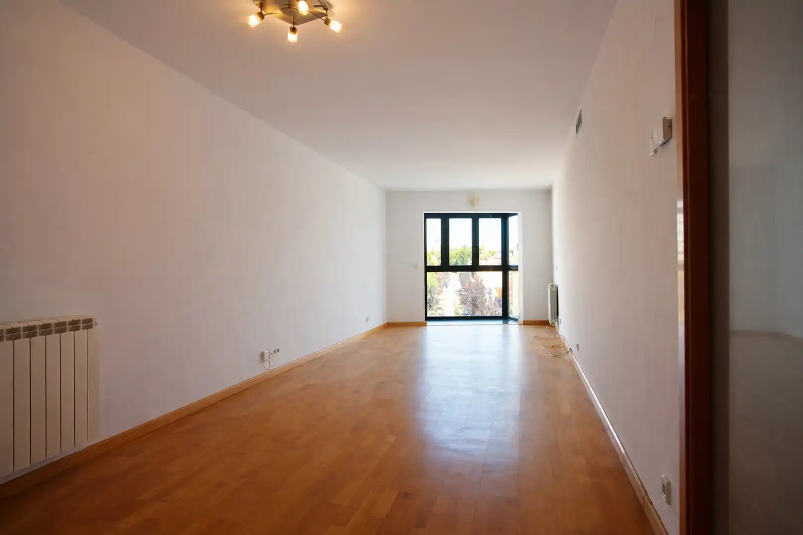 Sala d'estar de Dúplex en venda en Figueres amb Calefacció i Terrassa