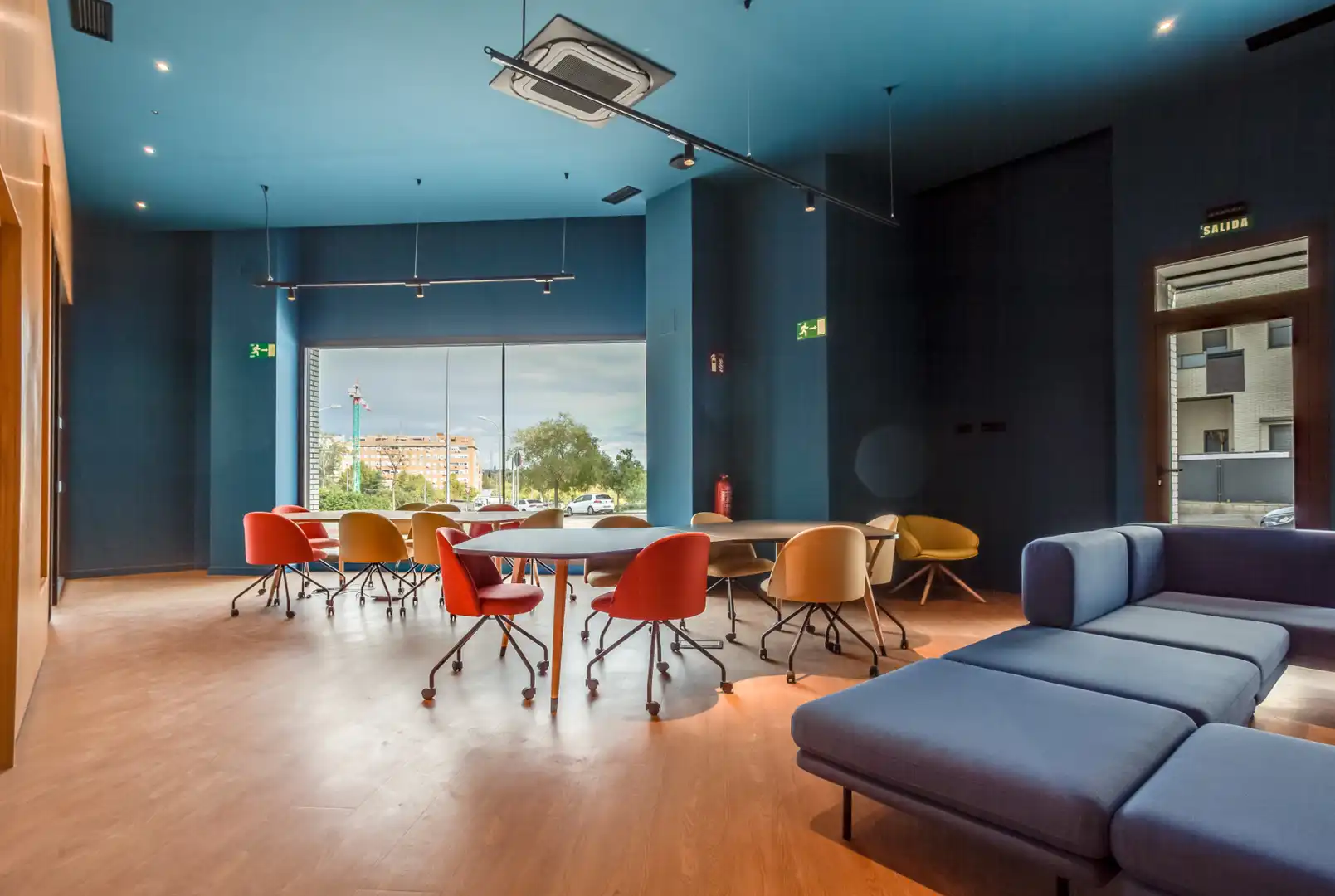 Comedor de Piso en venta en Madrid con Piscina comunitaria