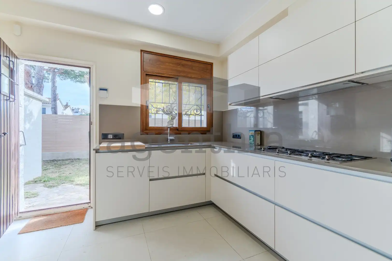 Cocina de Casa o chalet en venta en Castell d'Aro, Platja d'Aro i s'Agaró con Aire acondicionado, Calefacción y Trastero