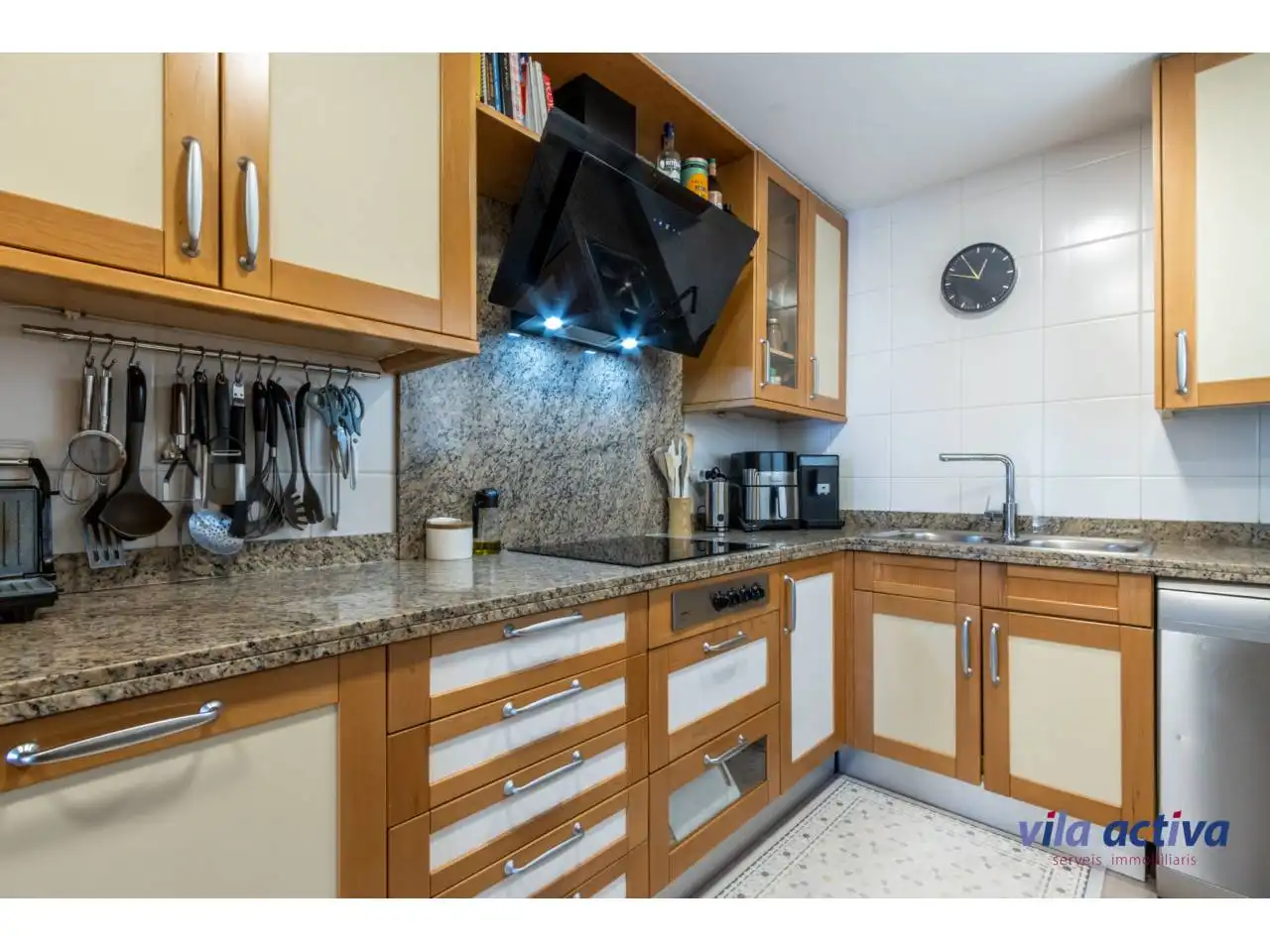 Cuina de Dúplex en venda en Terrassa amb Aire condicionat, Calefacció i Parquet
