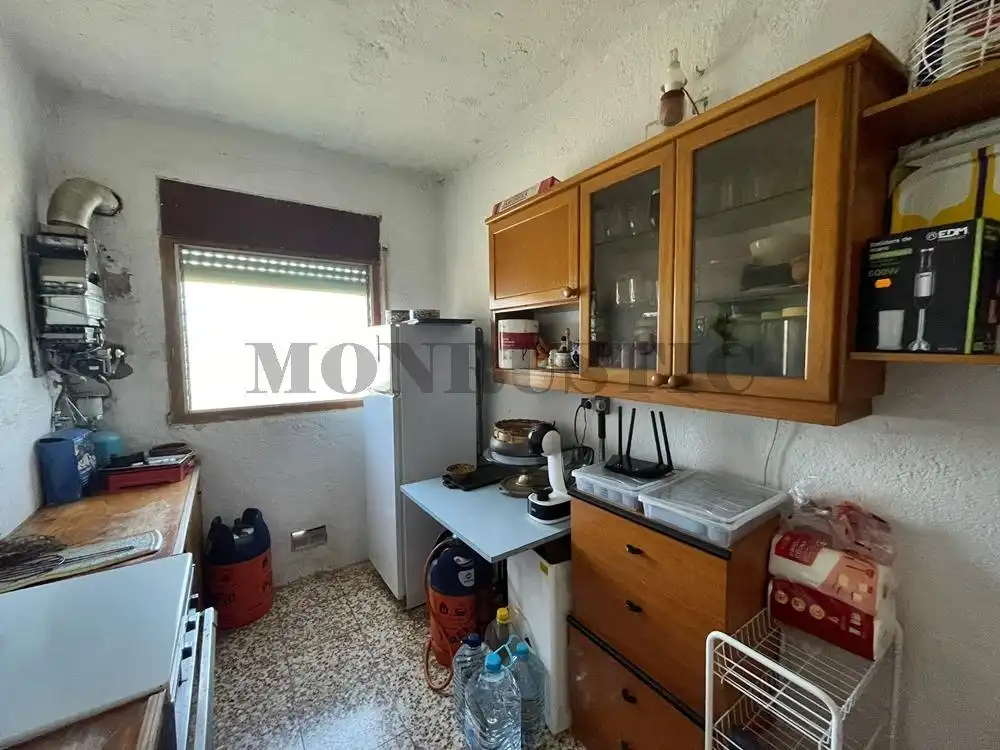 Cocina de Finca rústica en venta en Querol con Jardín privado, Terraza y Trastero