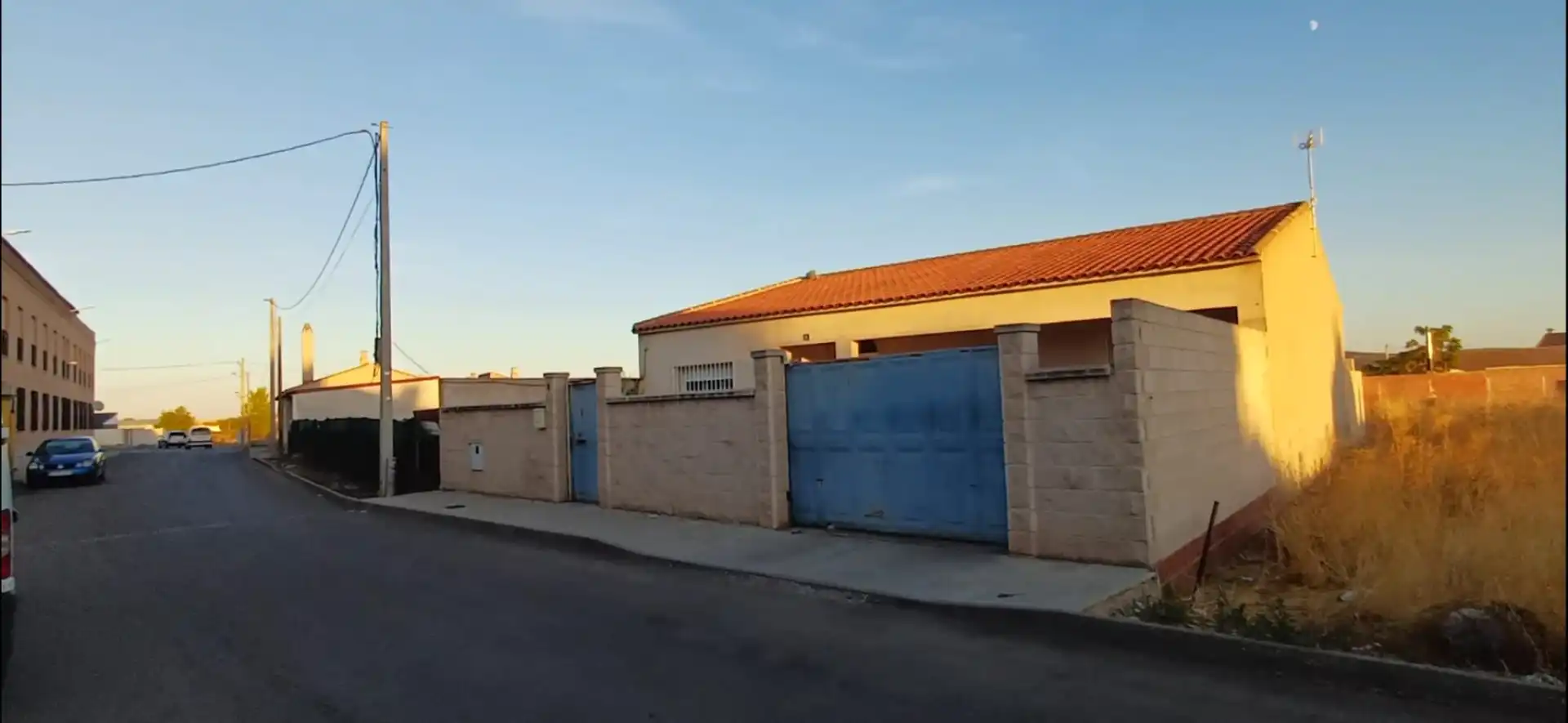 Exterior view of Houses for sale in Pozuelo de Calatrava  with Terrace and Storage room